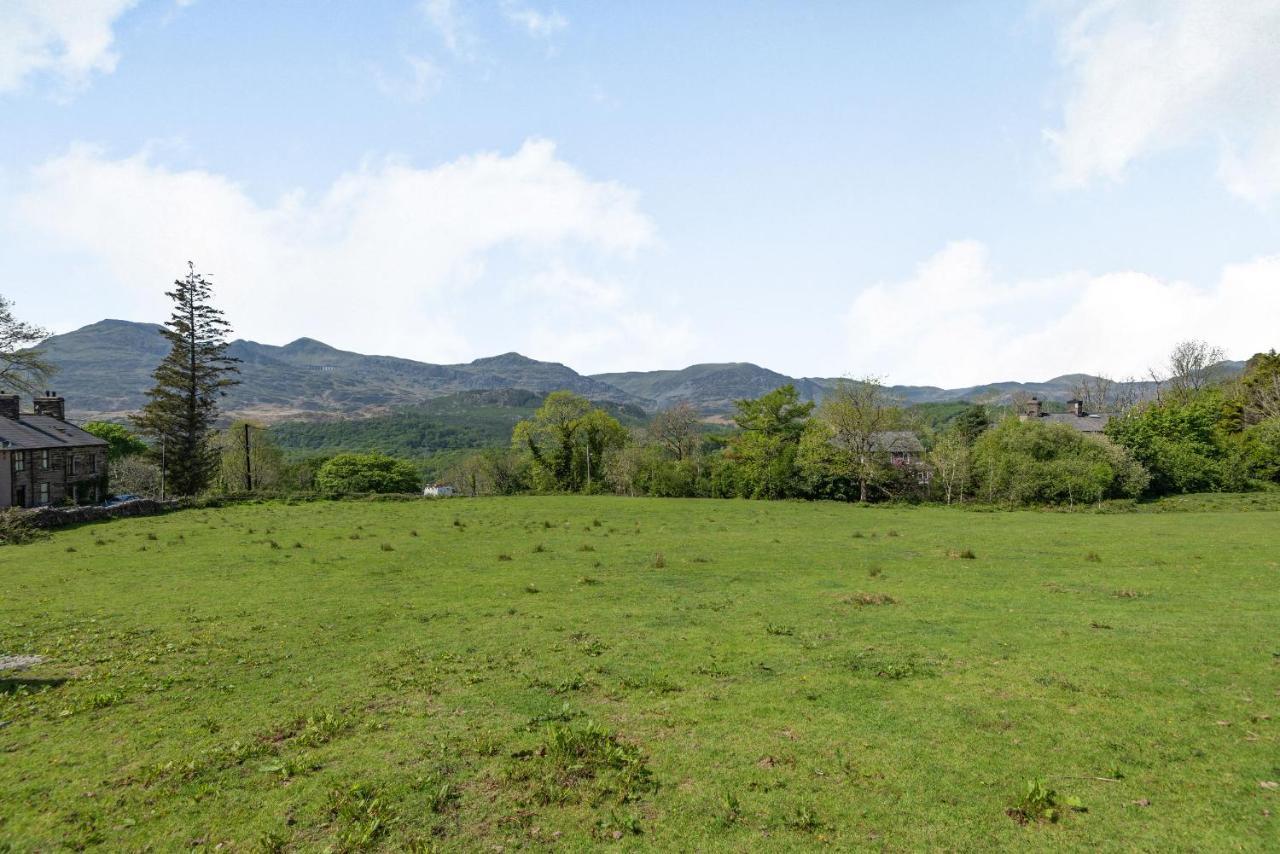 Gorwel Villa Blaenau Ffestiniog Buitenkant foto